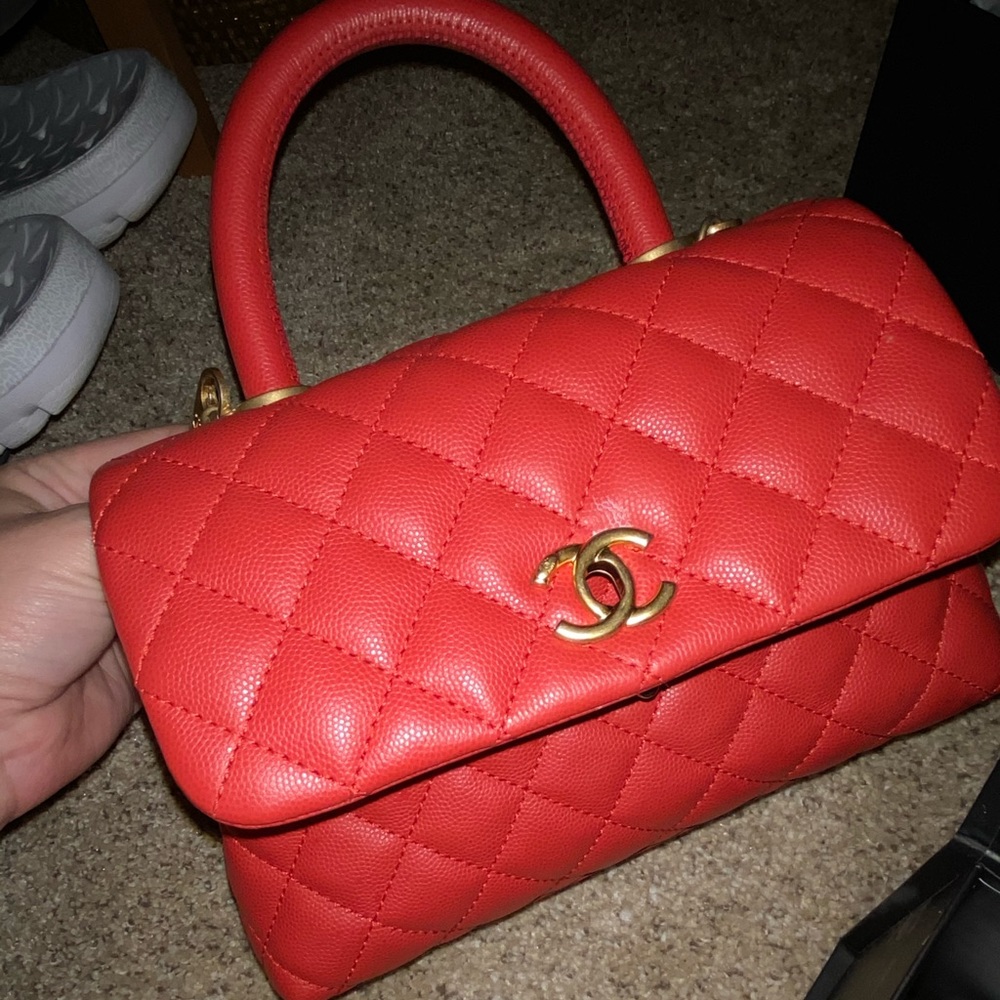 ✨Authentic Chanel✨ Mini Top Handle